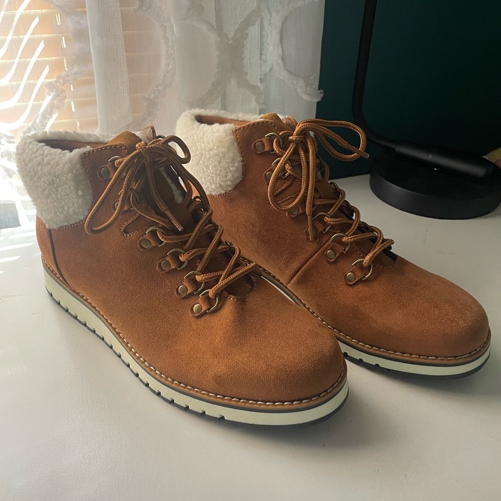 NWOT Women’s 10 Sonoma Ortholite Eco Katherina Cognac Brown Hiking Ankle Boots